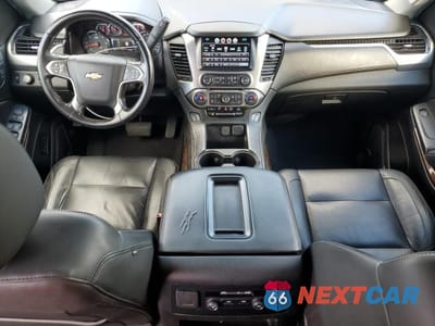 Zdjęcie 8 z 13 samochodu: 2019 CHEVROLET SUBURBAN K1500 LT VIN:1GNSKHKC9KR189049 - miniatura