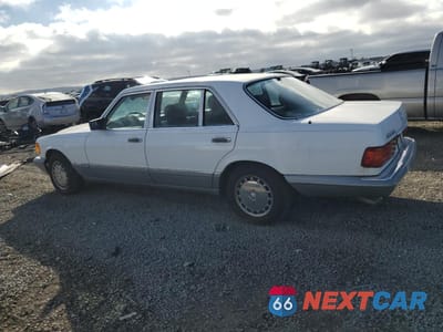 Drugie zdjęcie samochodu z przodu: 1986 MERCEDES-BENZ 420 SEL VIN:WDBCA35D8GA228032 - miniatura
