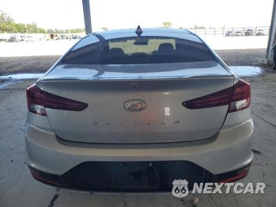 Zdjęcie 6 z 12 samochodu: 2020 HYUNDAI ELANTRA SEL VIN:5NPD84LF1LH581999 - miniatura
