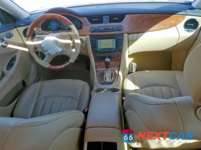 Zdjęcie 8 z 12 samochodu: 2006 MERCEDES-BENZ CLS 500C VIN:WDDDJ75X56A073810 - miniatura