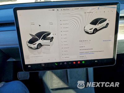 Zdjęcie 9 z 14 samochodu: 2023 TESLA MODEL Y VIN:7SAYGDEE6PF603818 - miniatura