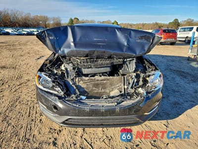 Piąte zdjęcie samochodu w środku: 2016 VOLVO S60 PREMIER VIN:YV126MFK7G2402324 - miniatura
