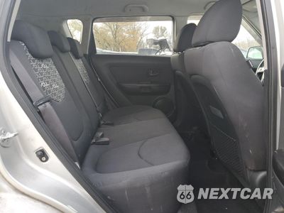 Zdjęcie 11 z 15 samochodu: 2010 KIA SOUL + VIN:KNDJT2A24A7178218 - miniatura