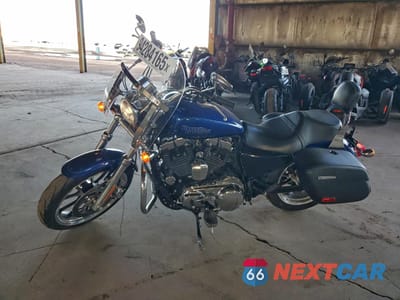 Trzecie zdjęcie samochodu z tyłu: 2015 HARLEY-DAVIDSON XL1200 T VIN:1HD1LL316FC428162 - miniatura
