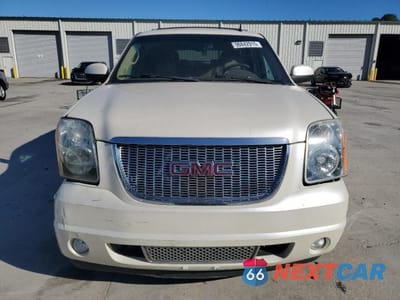 Piąte zdjęcie samochodu w środku: 2014 GMC YUKON SLT VIN:1GKS1CE07ER100684 - miniatura