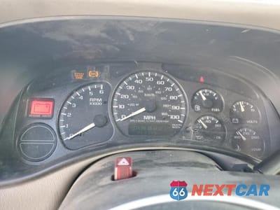 Zdjęcie 9 z 13 samochodu: 2002 CHEVROLET SUBURBAN C1500 VIN:1GNEC16T42J216099 - miniatura