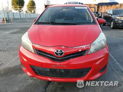 Piąte zdjęcie samochodu w środku: 2014 TOYOTA YARIS VIN:JTDKTUD38ED582487 - miniatura