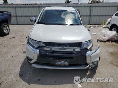 Piąte zdjęcie samochodu w środku: 2016 MITSUBISHI OUTLANDER SE VIN:JA4AD3A35GZ052744 - miniatura
