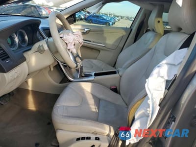 Zdjęcie 7 z 11 samochodu: 2013 VOLVO XC60 3.2 VIN:YV4952DL5D2421342 - miniatura