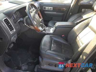Zdjęcie 7 z 15 samochodu: 2010 LINCOLN MKX VIN:2LMDJ6JC8ABJ25144 - miniatura