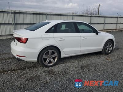 Trzecie zdjęcie samochodu z tyłu: 2018 AUDI A3 PREMIUM VIN:WAUB8GFF4J1090297 - miniatura