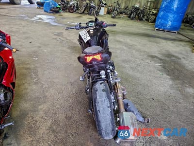 Czwarte zdjęcie samochodu z boku: 2024 KAWASAKI ZR900 F VIN:ML5ZRDF13RDA69207 - miniatura