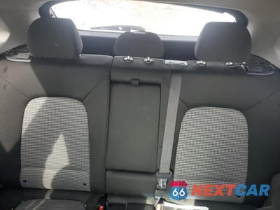 Zdjęcie 10 z 14 samochodu: 2021 HYUNDAI KONA SE VIN:KM8K12AA3MU641307 - miniatura