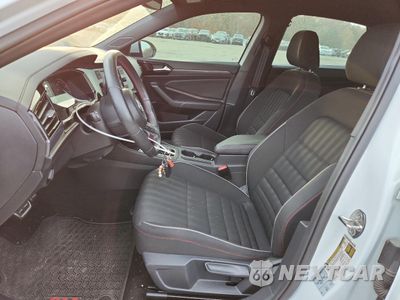 Zdjęcie 7 z 13 samochodu: 2020 VOLKSWAGEN JETTA GLI VIN:3VW6T7BUXLM065351 - miniatura