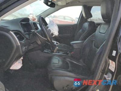 Zdjęcie 7 z 14 samochodu: 2019 JEEP CHEROKEE LIMITED VIN:1C4PJLDB4KD302444 - miniatura