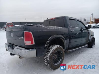 Trzecie zdjęcie samochodu z tyłu: 2018 RAM 1500 LARAMIE VIN:1C6RR7NM4JS348950 - miniatura