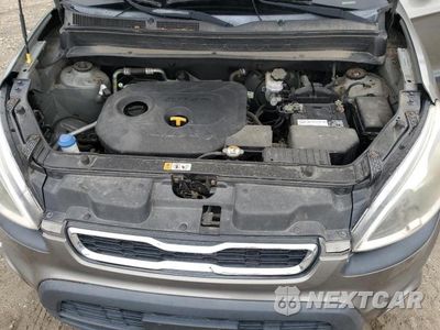 Zdjęcie 12 z 12 samochodu: 2012 KIA SOUL + VIN:KNDJT2A61C7467580 - miniatura