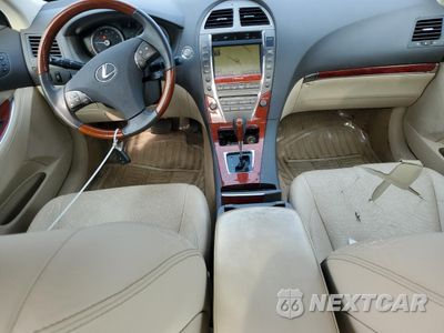 Zdjęcie 8 z 14 samochodu: 2011 LEXUS ES 350 VIN:JTHBK1EG0B2464488 - miniatura