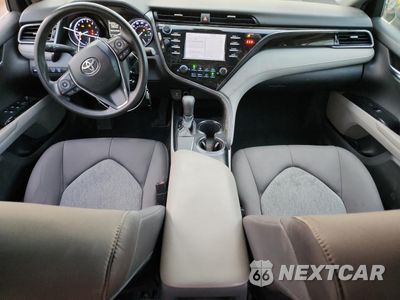 Zdjęcie 8 z 15 samochodu: 2019 TOYOTA CAMRY L VIN:4T1B11HK3KU759556 - miniatura