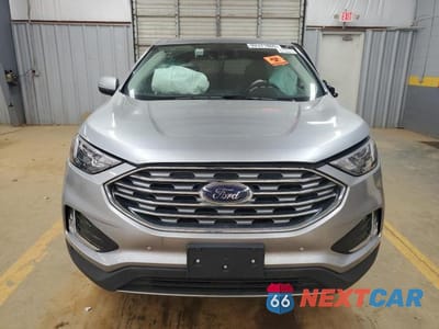 Piąte zdjęcie samochodu w środku: 2023 FORD EDGE TITANIUM VIN:2FMPK4K98PBA46546 - miniatura