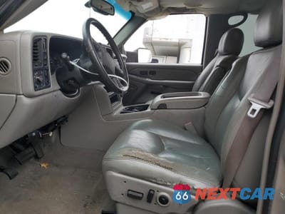 Zdjęcie 7 z 14 samochodu: 2005 CHEVROLET SILVERADO K3500 VIN:1GCJK33245F957748 - miniatura