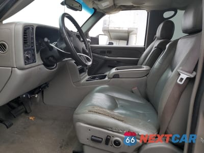 Zdjęcie 7 z 14 samochodu: 2005 CHEVROLET SILVERADO K3500 VIN:1GCJK33245F957748 - miniatura