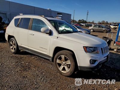 Czwarte zdjęcie samochodu z boku: 2016 JEEP COMPASS LATITUDE VIN:1C4NJDEB4GD751156 - miniatura
