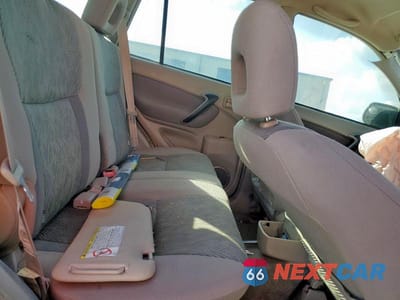 Zdjęcie 11 z 12 samochodu: 2003 TOYOTA RAV4 VIN:JTEHH20V136084300 - miniatura