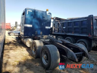 Trzecie zdjęcie samochodu z tyłu: 2020 KENWORTH T680 SEMI TRUCK VIN:1XKYDP9X3LJ373262 - miniatura