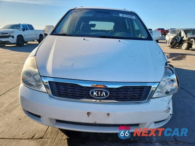 Piąte zdjęcie samochodu w środku: 2012 KIA SEDONA LX VIN:KNDMG4C70C6422199 - miniatura