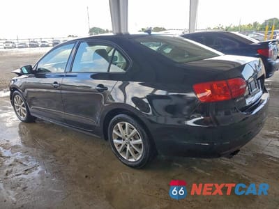 Drugie zdjęcie samochodu z przodu: 2011 VOLKSWAGEN JETTA SE VIN:3VWDX7AJ6BM120332 - miniatura