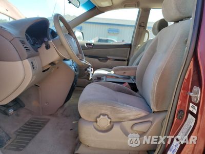 Zdjęcie 7 z 13 samochodu: 2004 TOYOTA SIENNA CE VIN:5TDZA23C04S079629 - miniatura
