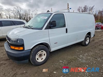 2020 CHEVROLET EXPRESS G2 VAN 1GCWGAF19L1270886 - główne zdjęcie licytacji z USA - miniatura