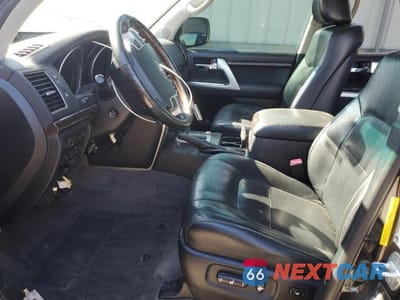 Zdjęcie 7 z 13 samochodu: 2013 TOYOTA LAND CRUISER VIN:JTMHY7AJ9D4009628 - miniatura