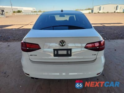 Zdjęcie 6 z 12 samochodu: 2016 VOLKSWAGEN JETTA SPORT VIN:3VWD17AJ3GM278264 - miniatura