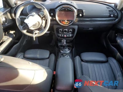 Zdjęcie 8 z 12 samochodu: 2023 MINI COOPER S CLUBMAN ALL4 VIN:WMWXJ1C04P2T84261 - miniatura