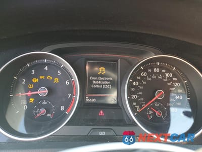 Zdjęcie 9 z 13 samochodu: 2017 VOLKSWAGEN GTI S VIN:3VW5T7AU9HM047573 - miniatura