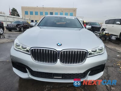 Piąte zdjęcie samochodu w środku: 2018 BMW 750 XI VIN:WBA7F2C57JB238477 - miniatura