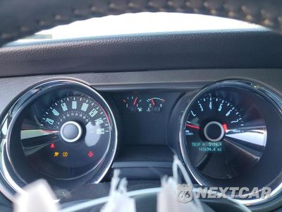 Zdjęcie 9 z 12 samochodu: 2014 FORD MUSTANG VIN:1ZVBP8AM7E5275313 - miniatura