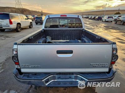 Zdjęcie 6 z 11 samochodu: 2013 TOYOTA TACOMA VIN:5TFTU4GN6DX046472 - miniatura