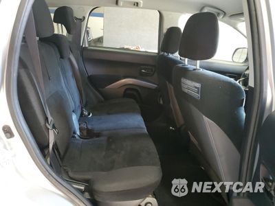 Zdjęcie 11 z 13 samochodu: 2008 MITSUBISHI OUTLANDER XLS VIN:JA4MT41X38Z004007 - miniatura