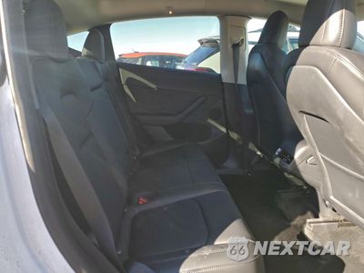 Zdjęcie 10 z 14 samochodu: 2023 TESLA MODEL Y VIN:7SAYGDEE6PF603818 - miniatura