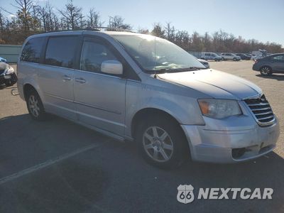Czwarte zdjęcie samochodu z boku: 2010 CHRYSLER TOWN & COUNTRY TOURING VIN:2A4RR5D18AR149710 - miniatura