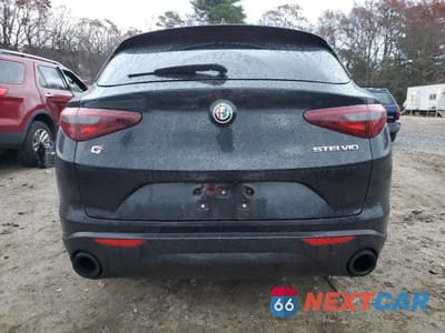 Zdjęcie 6 z 13 samochodu: 2022 ALFA ROMEO STELVIO VIN:ZASPAKAN9N7D38066 - miniatura