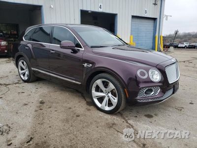 Czwarte zdjęcie samochodu z boku: 2018 BENTLEY BENTAYGA VIN:SJAAC2ZV0JC019042 - miniatura