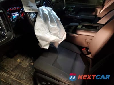 Zdjęcie 7 z 11 samochodu: 2017 GMC SIERRA K1500 SLE VIN:1GTV2MEC6HZ259903 - miniatura