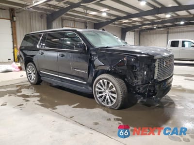 Czwarte zdjęcie samochodu z boku: 2021 GMC YUKON XL DENALI VIN:1GKS2JKL2MR441876 - miniatura