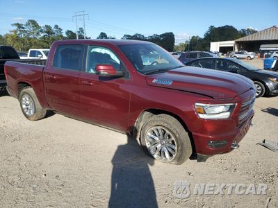 Czwarte zdjęcie samochodu z boku: 2023 RAM 1500 LARAMIE VIN:1C6SRFJT1PN628535 - miniatura