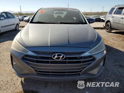 Piąte zdjęcie samochodu w środku: 2019 HYUNDAI ELANTRA SE VIN:KMHD74LF8KU808253 - miniatura