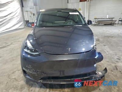 Piąte zdjęcie samochodu w środku: 2024 TESLA MODEL Y VIN:7SAYGDEE7RF160212 - miniatura